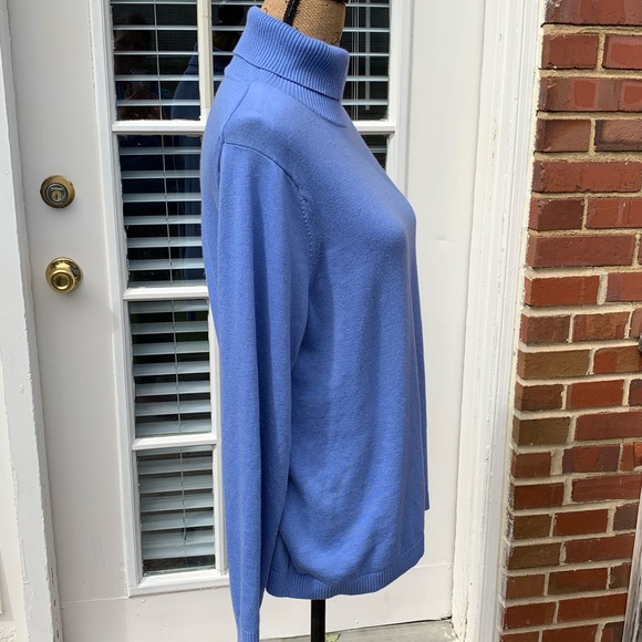 *SOLD/Helene Recovery* Lands End turtleneck sweater cornflower blue - Picture 2 of 9